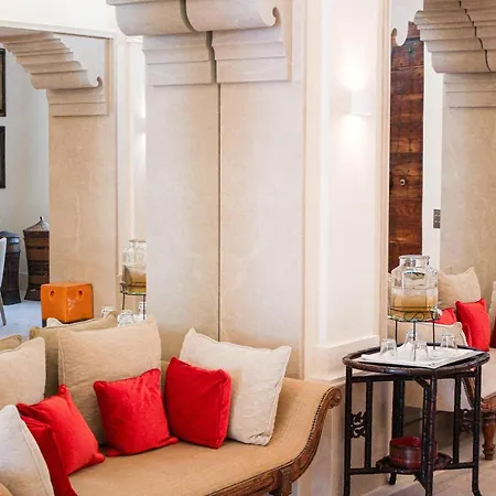 Airelles Pan Dei Palais 3*