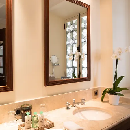 Готель Airelles Pan Dei Palais 3*