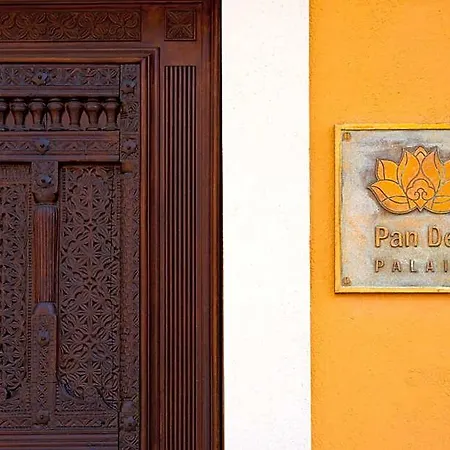 Airelles Pan Dei Palais